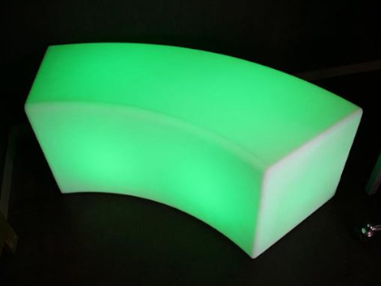 光るベンチ レンタル