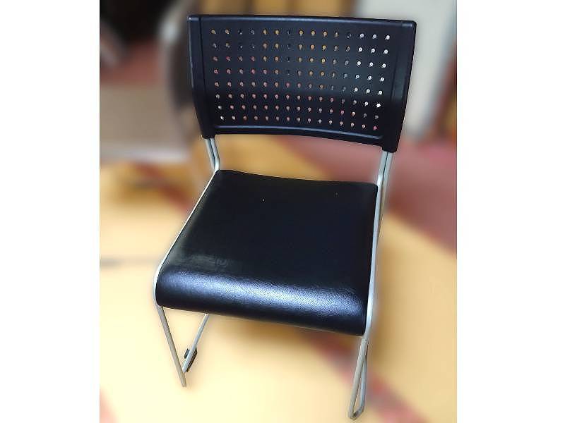 �X�^�b�L���O�`�F�A(��������)