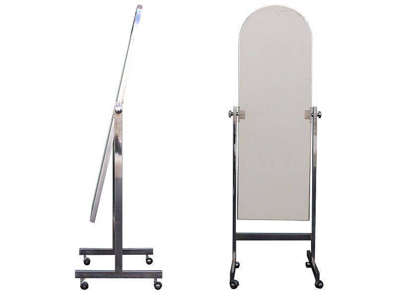 ���E���h�X�^���h�~���[ �����^��