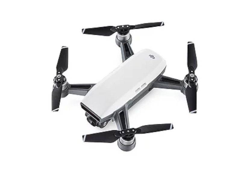 ドローン レンタル