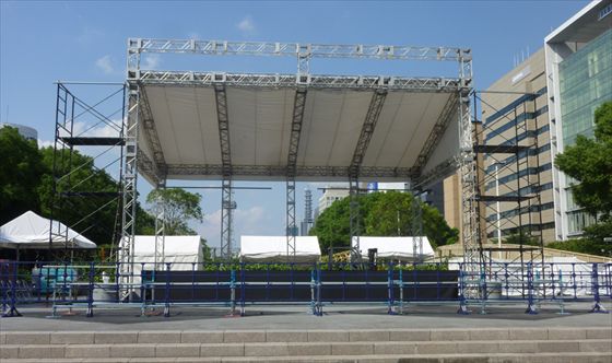 �~���[�W�b�N�t�F�X �����^��