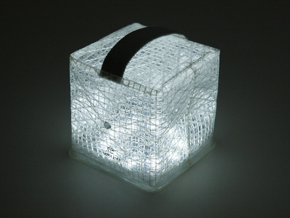 �N�[���u���C�g