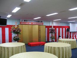 ����@����