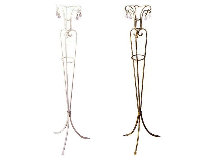 �ԑ��X�^���h(�A���e�B�[�N)