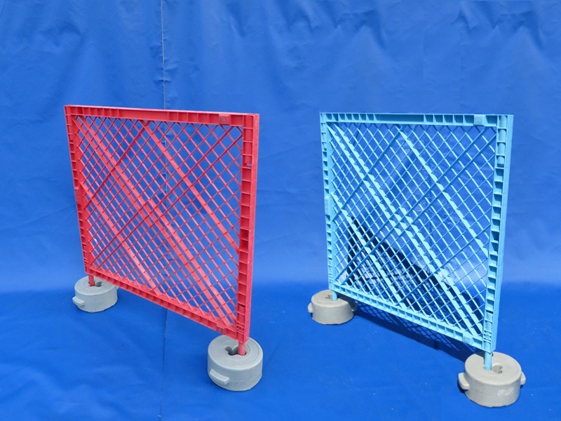 �v���X�`�b�N���t�F���X